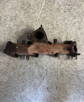 Nissan Patrol Y61 Exhaust manifold