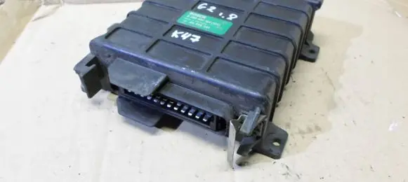 Volkswagen Golf II Engine control unit/module 0280800104