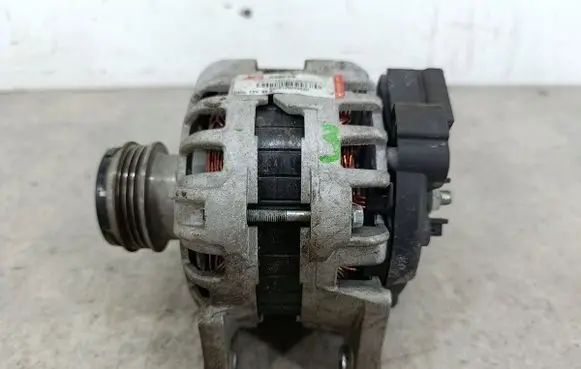 Dacia Logan II Generator/alternator A0677SAS