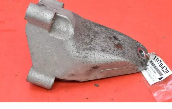 Hyundai Genesis Engine mount vacuum valve 