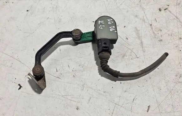 Audi A6 S6 C6 4F Rear air suspension level height sensor 4F0907503 6PM00873901 081106H04