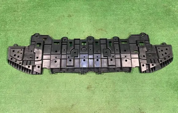 Toyota Yaris XP210 Front bumper skid plate/under tray 52618K0010