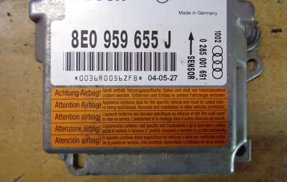 Audi A4 S4 B6 8E 8H Airbag control unit/module 8E0959655J