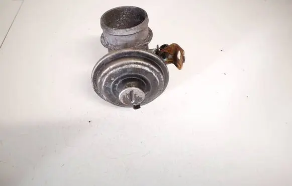 BMW 3 E46 EGR valve 72826400