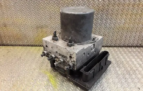 Mercedes-Benz B W245 ABS Pump 0064313812 0265950618