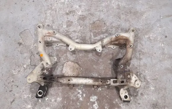 Mercedes-Benz E W212 Front subframe 2186280100 2186280157