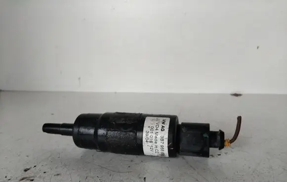 Audi A6 S6 C6 4F Headlight washer pump 3B7955681 001016