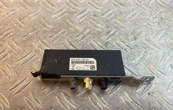 Porsche Panamera (970) Aerial antenna amplifier 97064710803