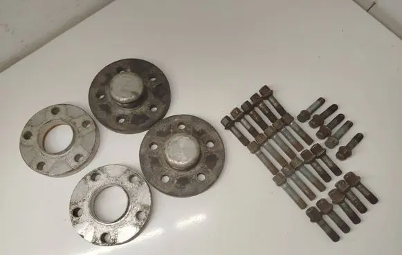 Mercedes-Benz CLS C219 Wheel spacers