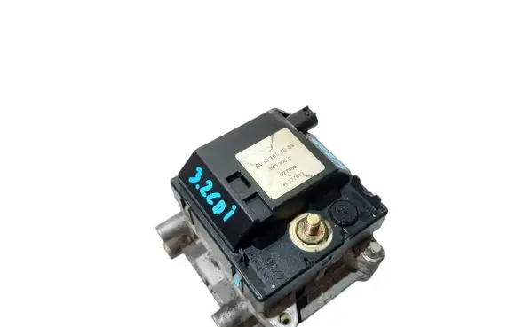 Mercedes-Benz S W220 Coolant heater A0001591604 08T127 2400202