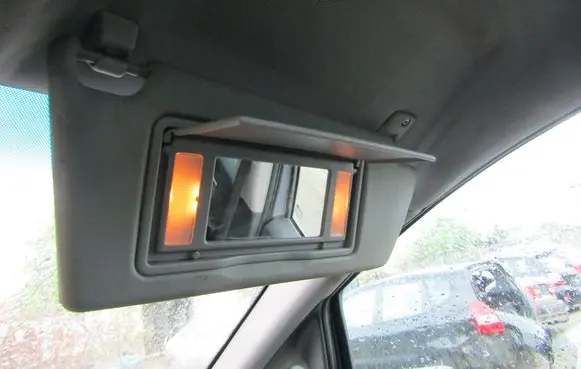Opel Zafira B Sun visor 