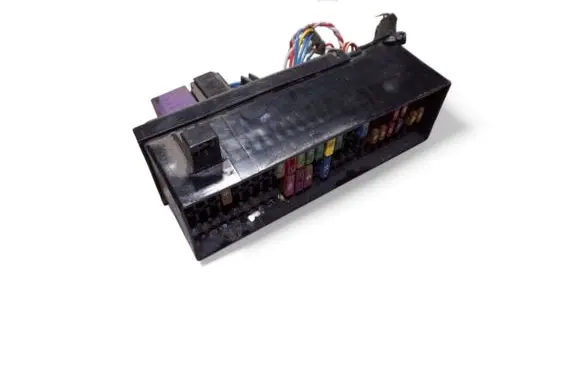 Volkswagen Caddy Fuse module 2K6970