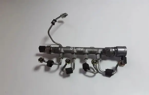 Audi A4 S4 B9 Fuel main line pipe 04L089G