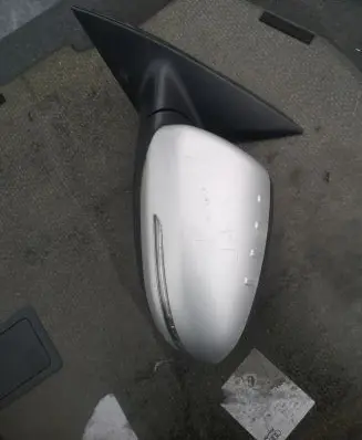 KIA Optima Front door electric wing mirror E4023373