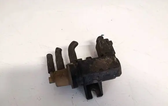 Skoda Fabia Mk2 (5J) Turbo solenoid valve 1k0906627a