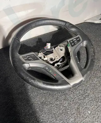 Hyundai i40 Steering wheel