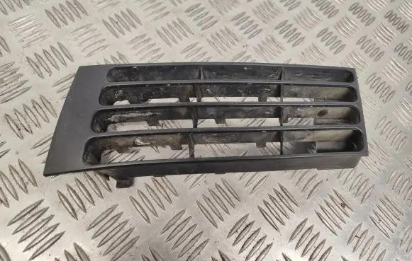 Audi A4 S4 B5 8D Front bumper lower grill 8D0807345AA