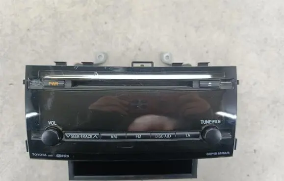 Toyota Prius (NHW20) Radio/CD/DVD/GPS head unit 8612047220