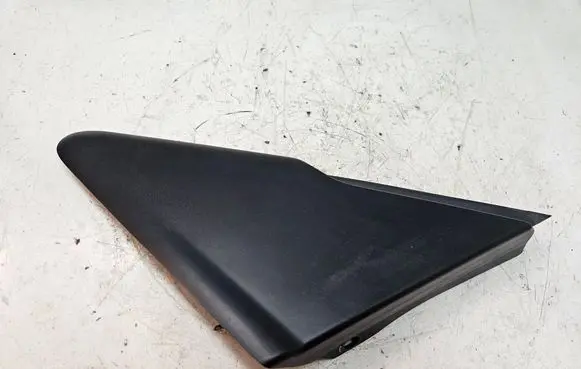 Renault Captur Fender end trim 638756642R