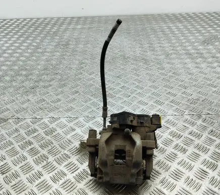 Volvo XC40 Rear brake caliper 32301488 P32301488