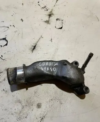 Toyota Corolla Verso E121 Engine coolant pipe/hose