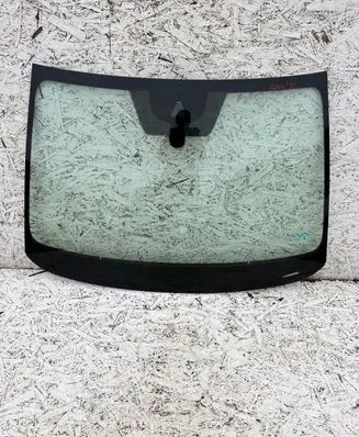 Skoda Fabia Mk4 (6VA) Front windscreen/windshield window 