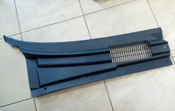 Wiper trim