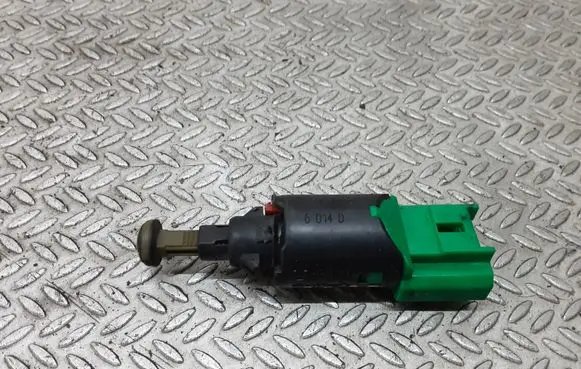 Citroen C4 I Brake pedal sensor switch 9650688480