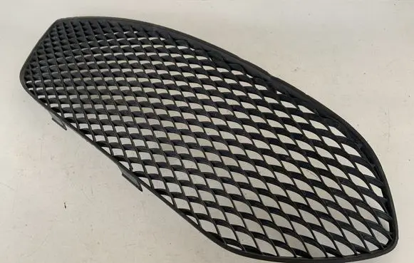 Mercedes-Benz CLA C117 X117 W117 Front bumper lower grill A1178851722