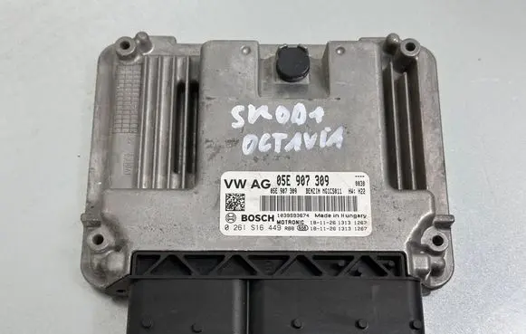 Skoda Octavia Mk3 (5E) Engine control unit/module 05E907309