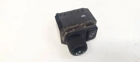 Suzuki SX4 S-Cross Wing mirror switch