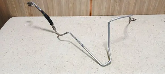 Ford Fiesta Air conditioning (A/C) pipe/hose