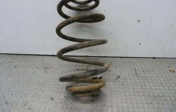 Opel Zafira B Rear coil spring