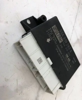 Audi A3 S3 8V Parking PDC control unit/module 5QA919283A 5QA919283 313096