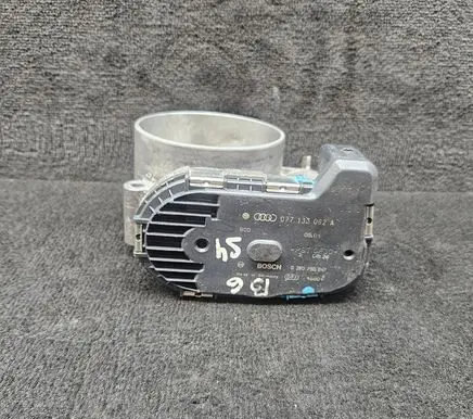 Audi A4 S4 B7 8E 8H Throttle valve 077133062A 48904 0280750047
