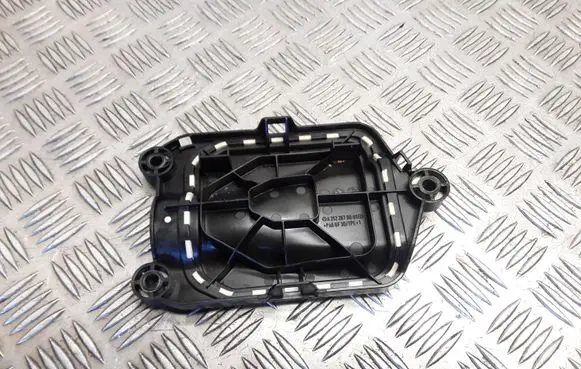 Mercedes-Benz E W212 Headlight/headlamp dust cover A2122670088