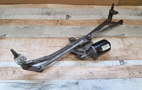 Audi A3 S3 8L Front wiper linkage and motor 1J1955023A