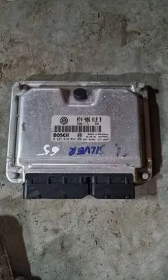 Volkswagen Transporter - Caravelle T5 Engine control unit/module 074906018B 0281010084