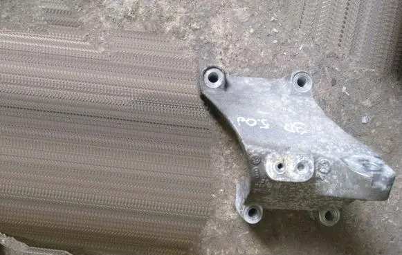 Volkswagen Phaeton Engine mounting bracket 3D0199308AM 3D0199308