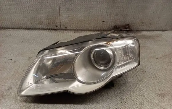 Volkswagen PASSAT B6 Headlight/headlamp 3C0941005S