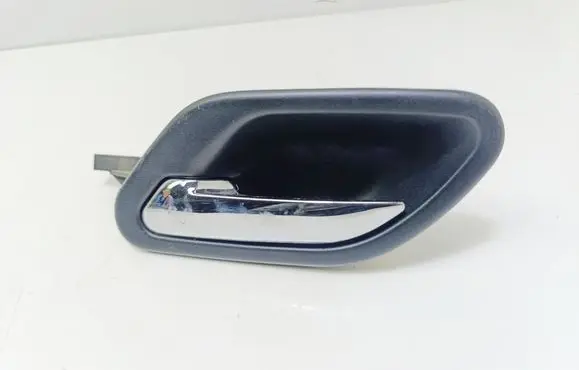 BMW 5 E39 Rear door interior handle 8226049