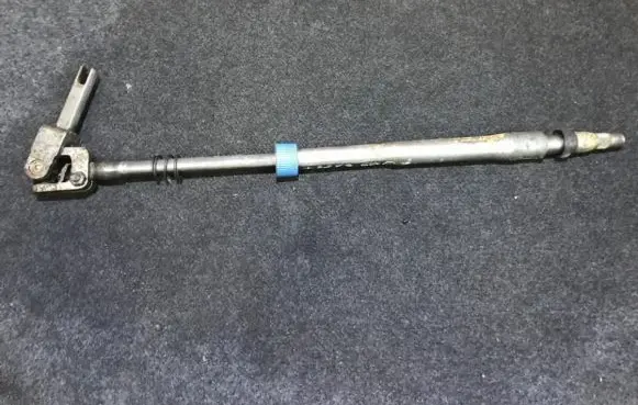 Volkswagen Golf III Steering wheel axle