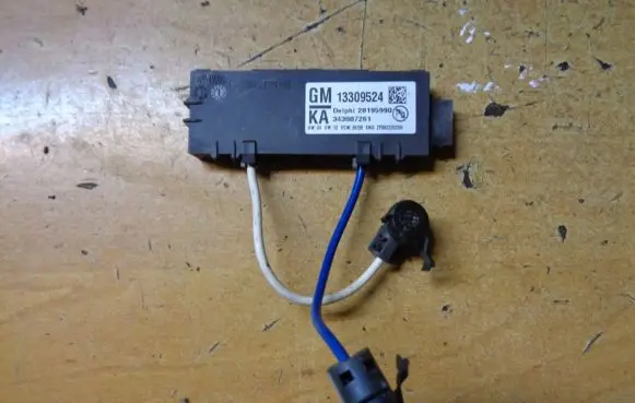 Opel Vectra C Alarm movement detector/sensor 13309524