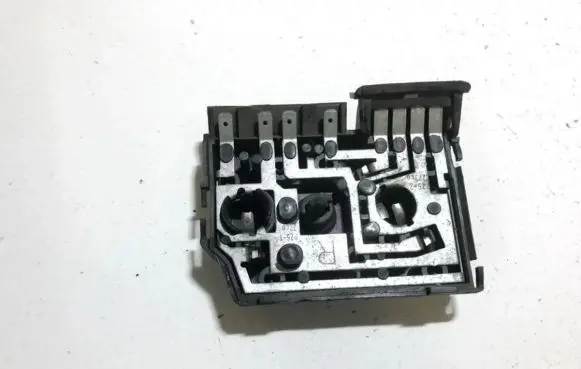 Audi 80 90 B3 Tail light bulb cover holder bl3158b