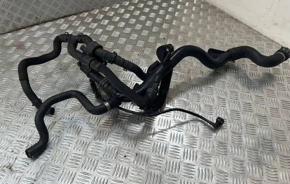 Audi A4 S4 B8 8K Engine coolant pipe/hose 03L12132A
