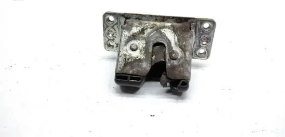 Opel Zafira A Tailgate/trunk/boot lock/catch/latch 90563999