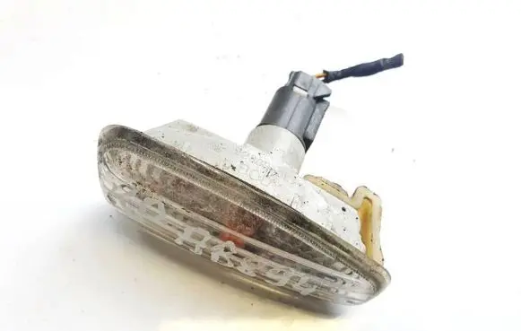 Hyundai i30 Front fender indicator light