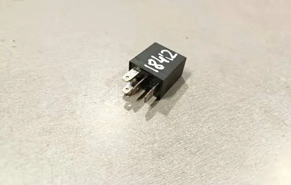 Hyundai Santa Fe Other relay 9522429000