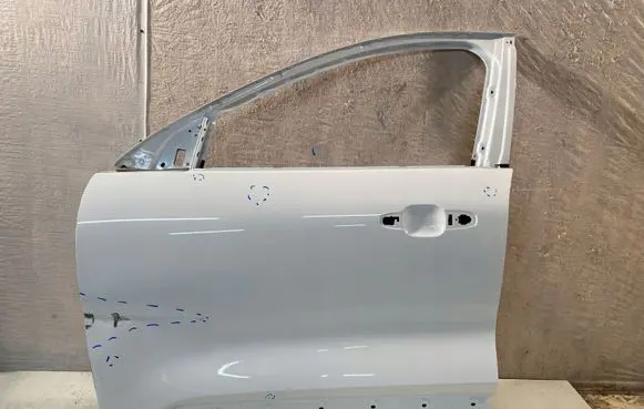Ford Kuga III Front door