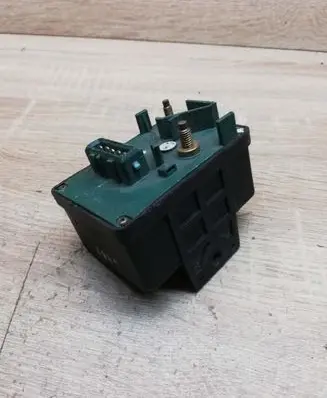 Peugeot 807 Glow plug pre-heat relay 9639912580